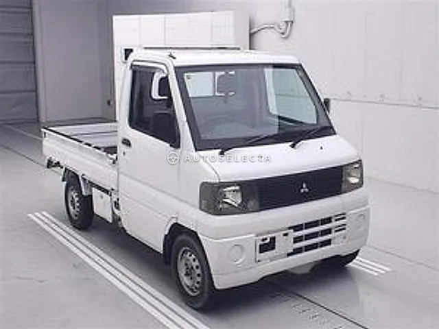 Mitsubishi Minicab 2001, auction grade 3.5