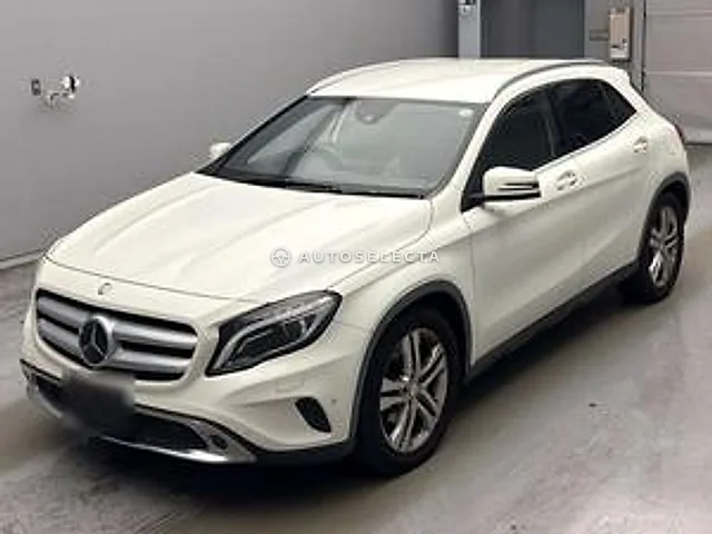 Mercedes-Benz GLA-Class 2015, auction grade 3.5