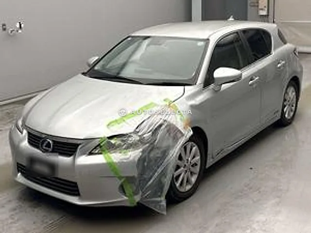 Lexus CT 2013, auction grade R