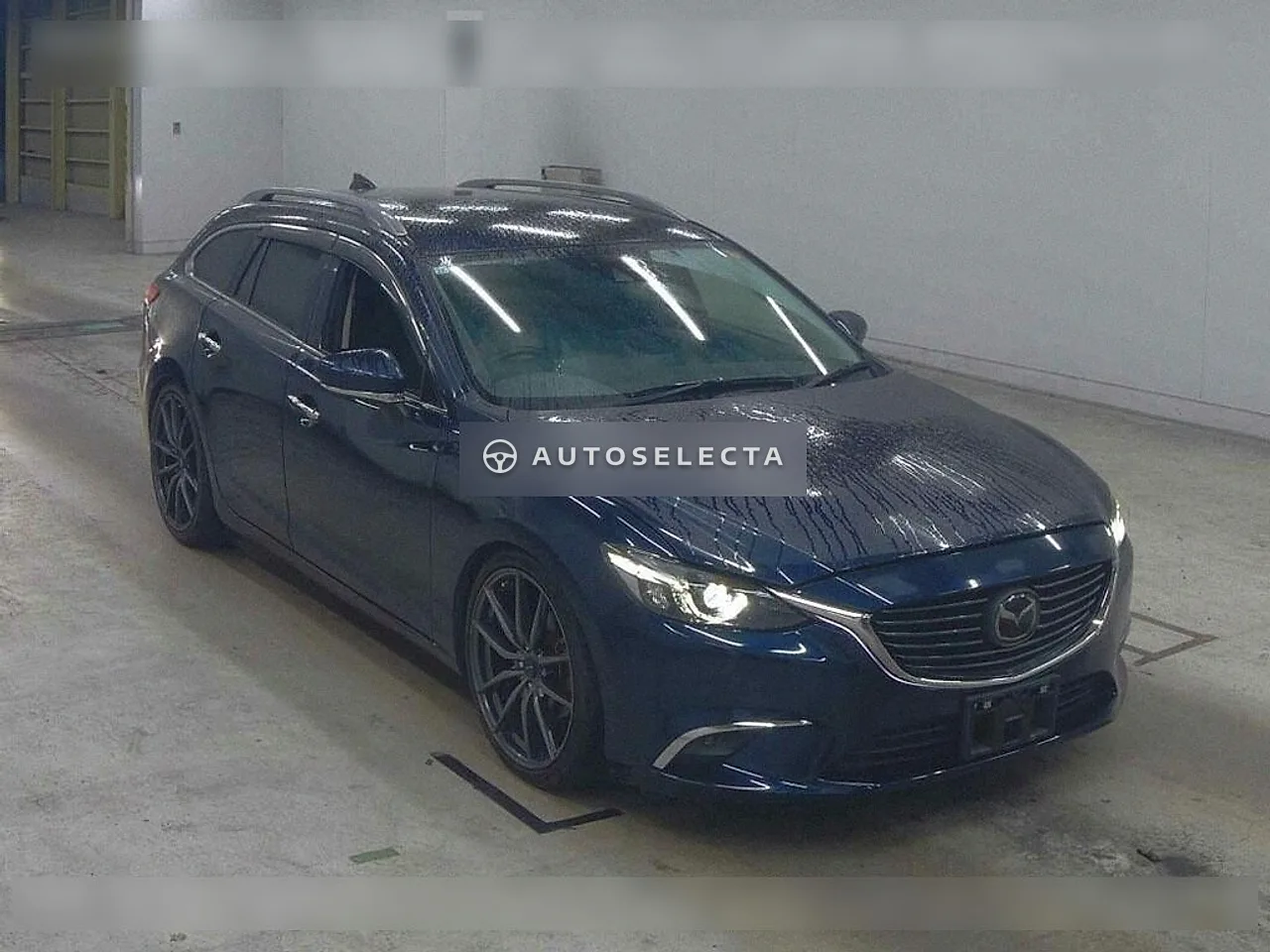 Mazda Atenza Wagon 2015, photo 1 of 1