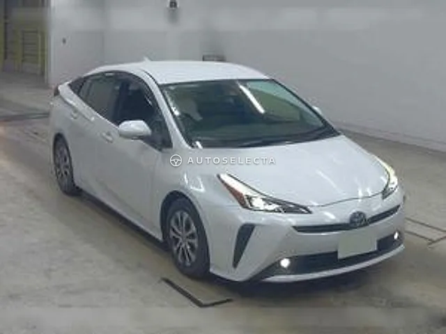Toyota Prius 2021, auction grade 4