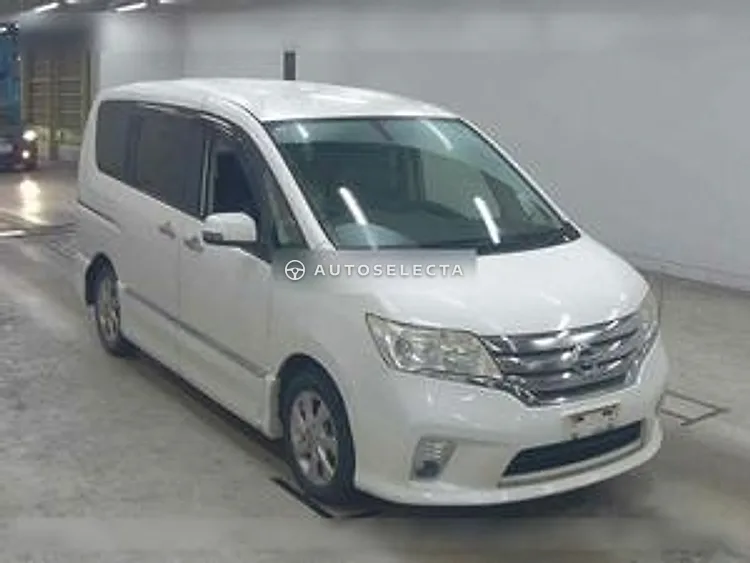 Nissan Serena 2011, photo 1 of 1