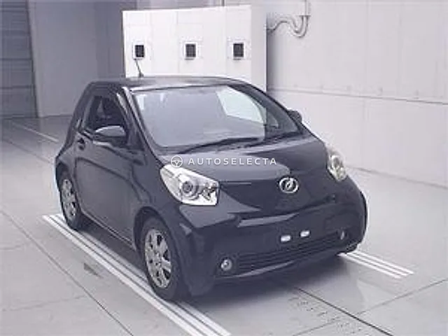 Toyota iQ 2010, auction grade R