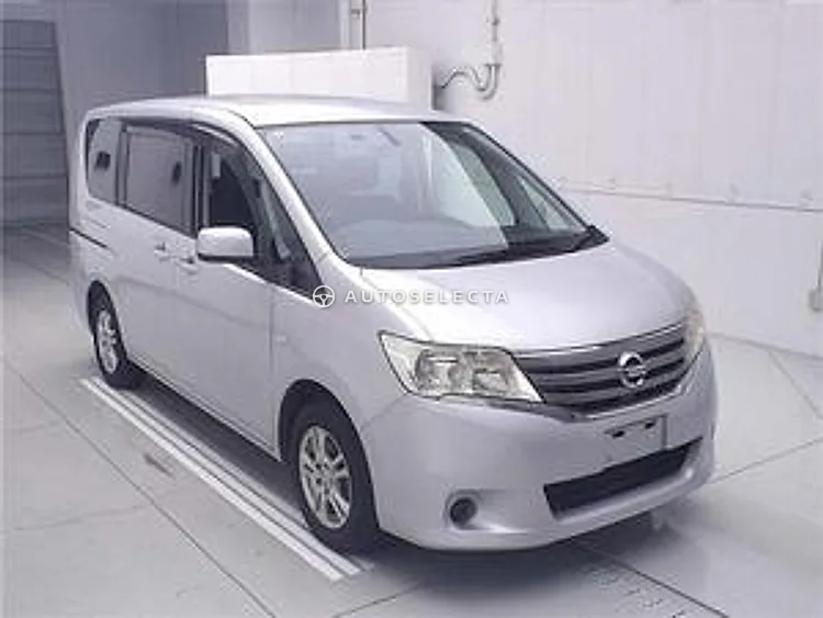 Nissan Serena 2011, photo 1 of 1