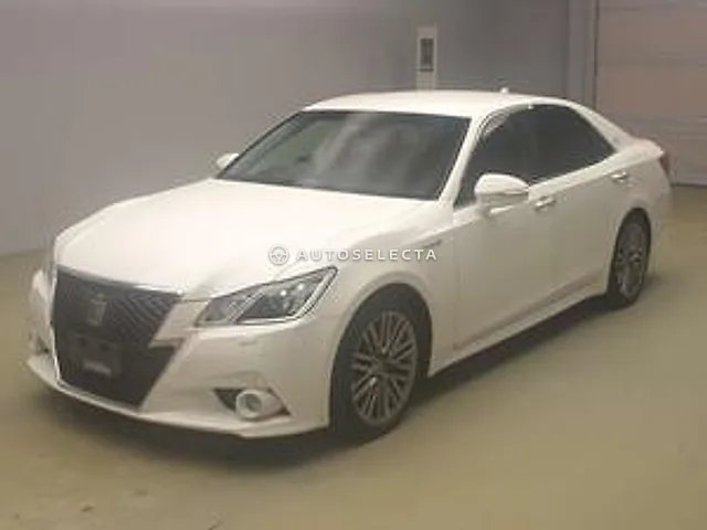 Toyota Crown Hybrid 2013, auction grade RA