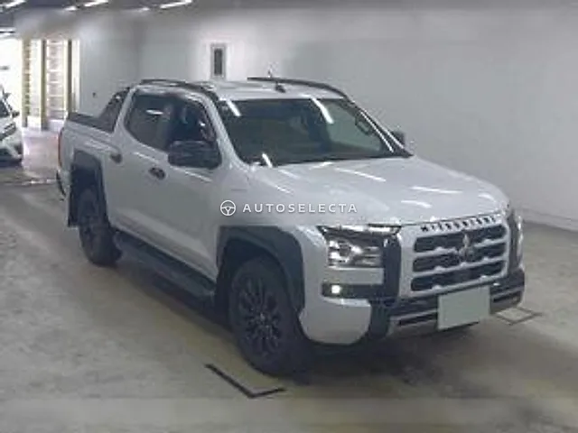 Mitsubishi Triton 2025, auction grade R