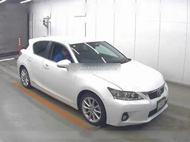 Lexus CT 2012, auction grade 4