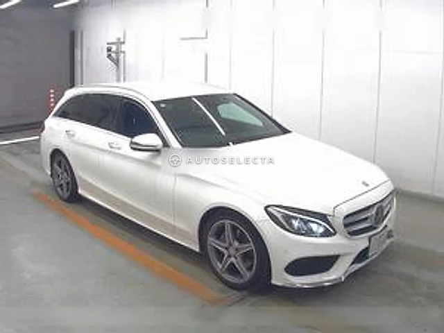 Mercedes-Benz C-Class Station Wagon 2016, auction grade 3.5