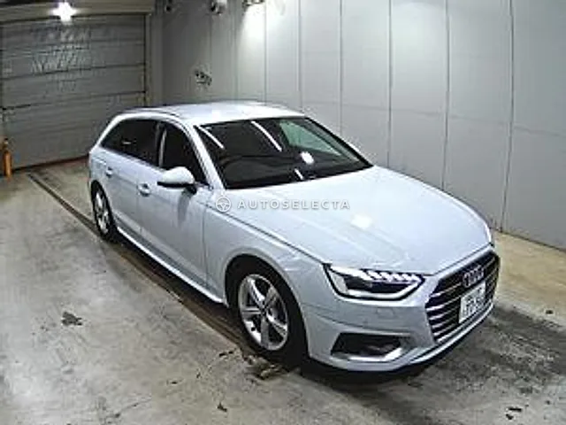 Audi A4 Avant 2021, auction grade 4.5