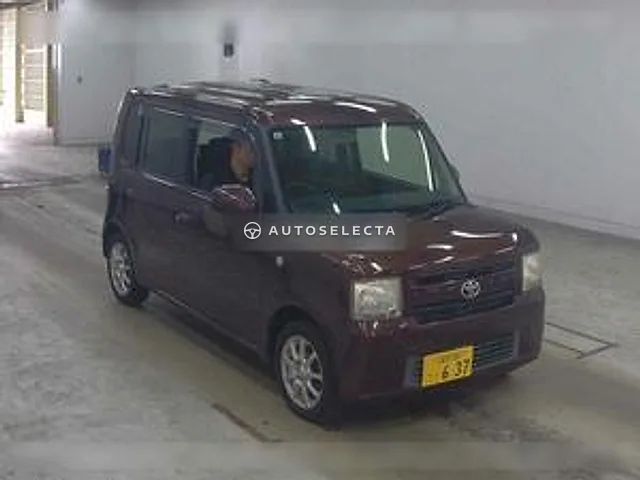 Toyota Pixis Space 2013, auction grade R