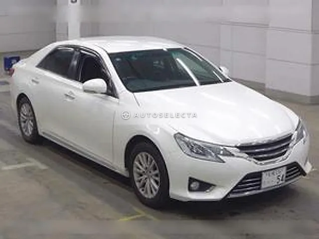 Toyota Mark X 2015, auction grade R
