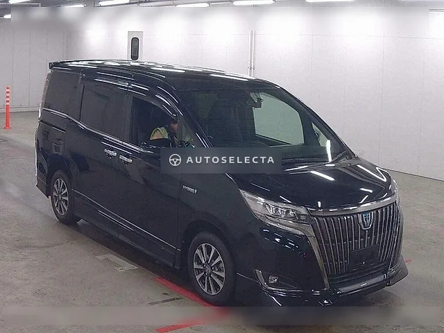 Toyota Esquire 2019, auction grade 4.5