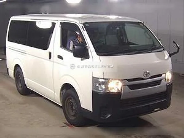 Toyota Hiace Van 2021, auction grade 3.5