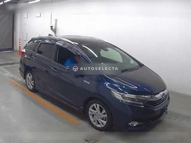Honda Shuttle 2015, auction grade 4