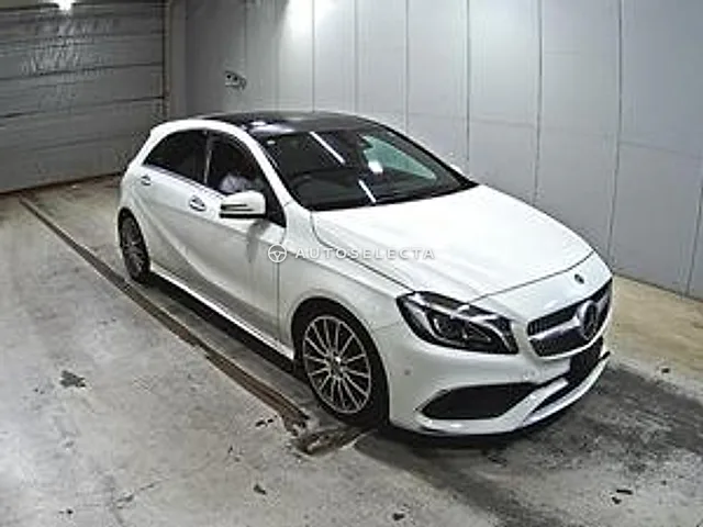 Mercedes-Benz A-Class 2017, auction grade 4