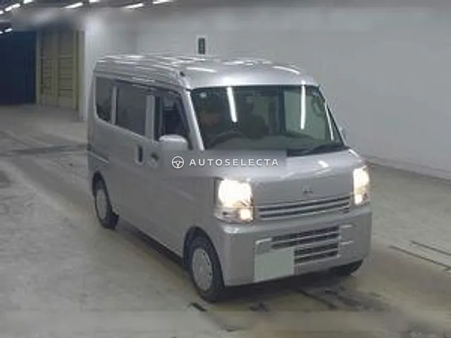 Nissan NV100 Clipper 2016, auction grade 4