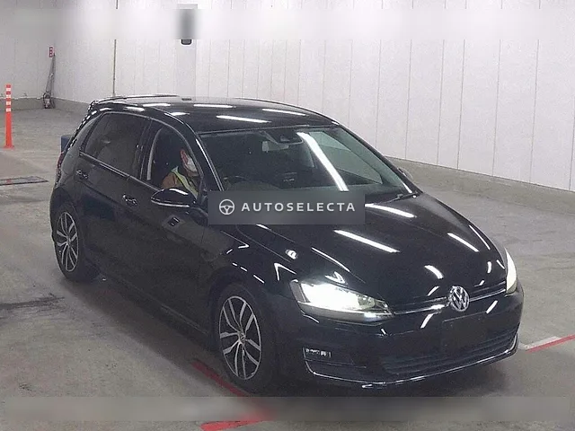 Volkswagen Golf 2013, auction grade 4