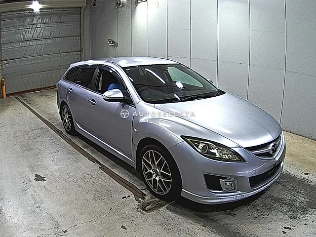 Mazda Atenza Sport Wagon 2008, auction grade 3.5
