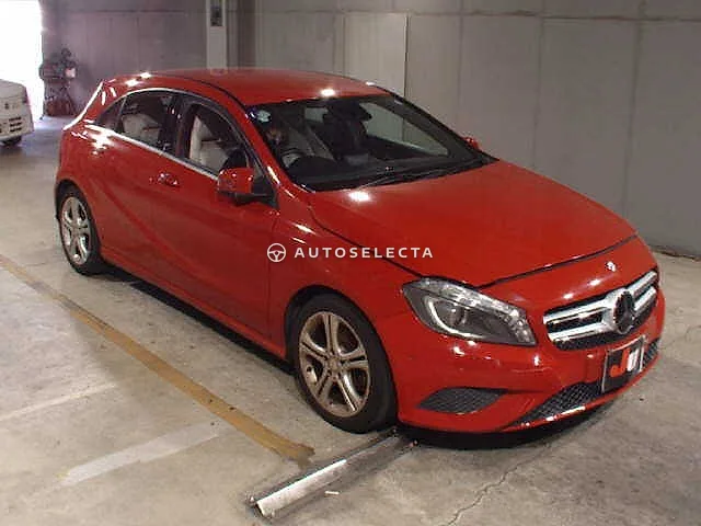 Mercedes-Benz A-Class 2015, auction grade 3.5