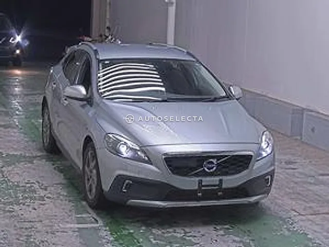 Volvo V40 2014, auction grade 3.5