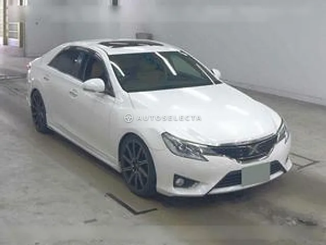 Toyota Mark X 2013, auction grade 3