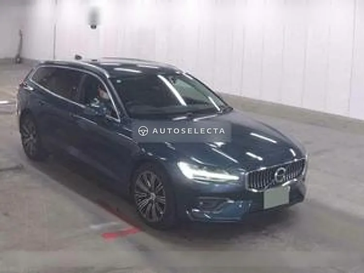 Volvo V60 2019, photo 1 of 6