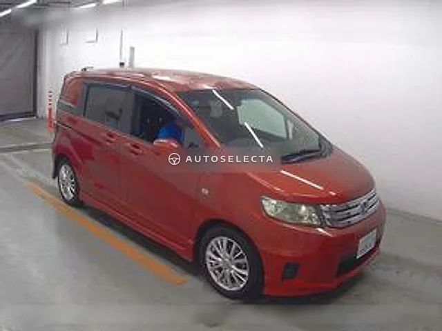 Honda Freed Spike 2010, auction grade R