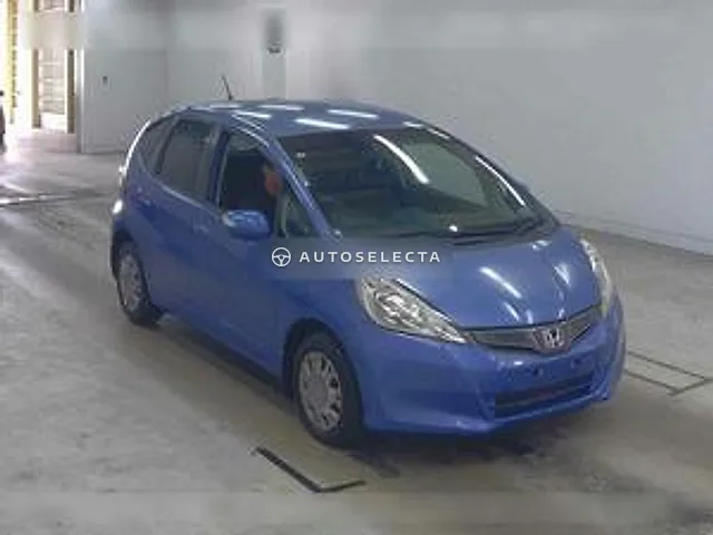 Honda Fit 2011, auction grade 3.5