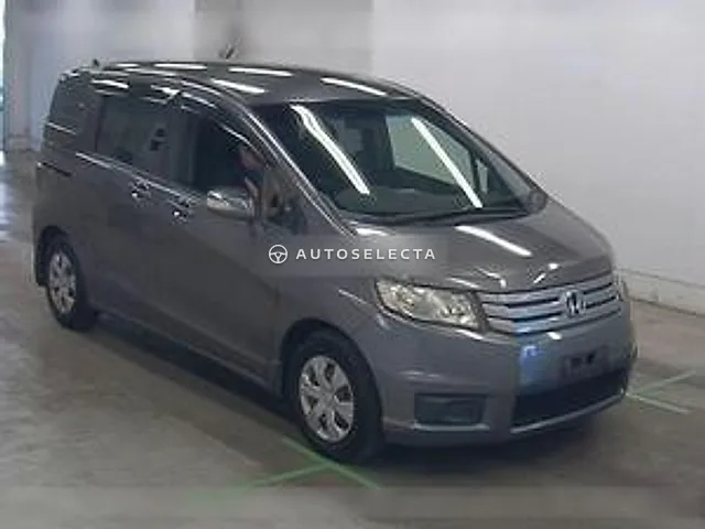 Honda Freed Spike 2012, auction grade 4