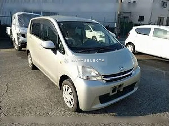 Daihatsu Move 2011