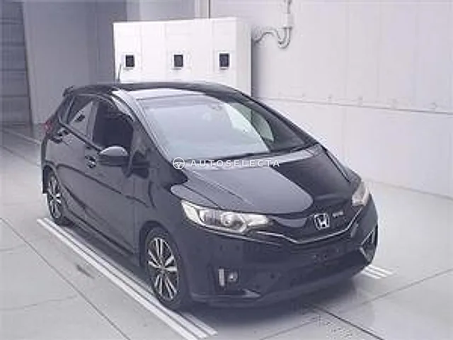 Honda Fit 2013, auction grade 4