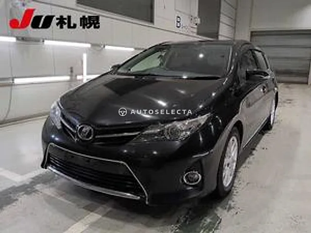 Toyota Auris 2014, auction grade 3.5
