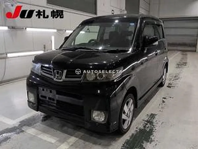 Honda Zest Spark 2010, auction grade 3
