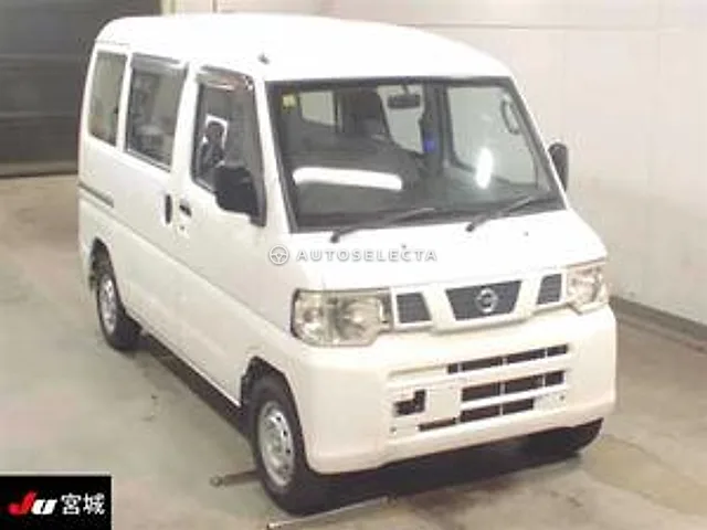 Nissan NV100 Clipper 2013, auction grade 3.5