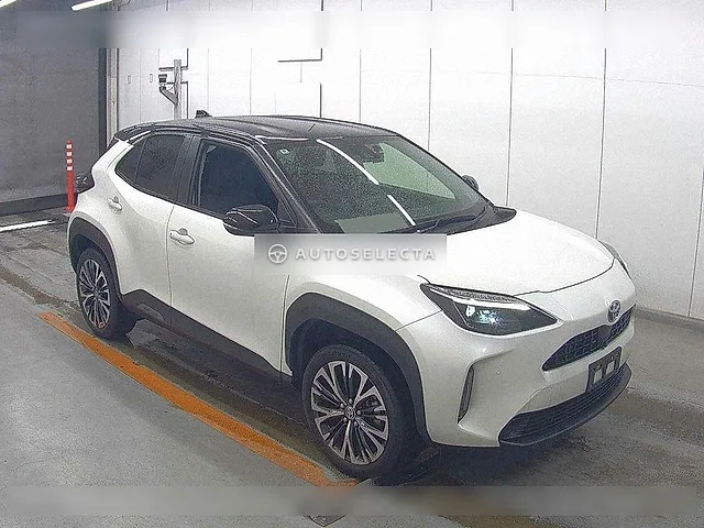 Toyota Yaris Cross 2022, auction grade 4