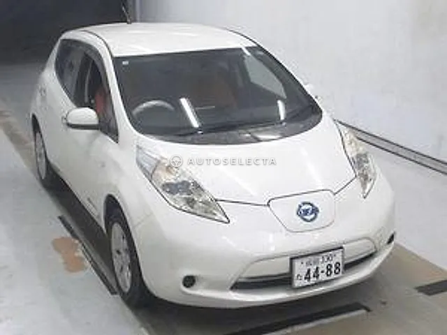 Nissan Leaf 2015, auction grade 3