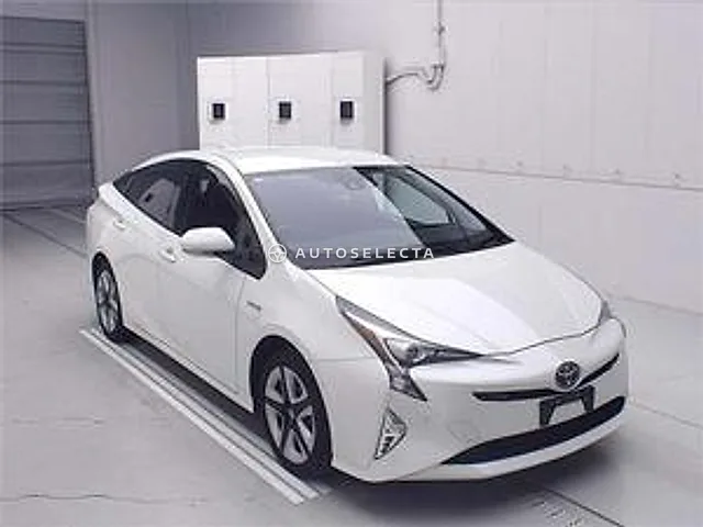 Toyota Prius 2018, auction grade 4