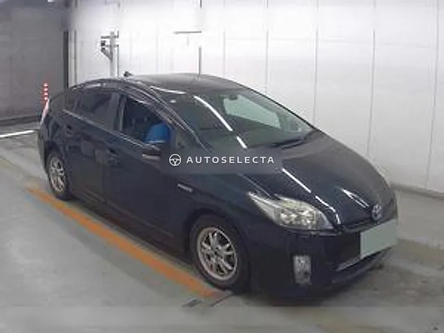 Toyota Prius 2011, auction grade 3
