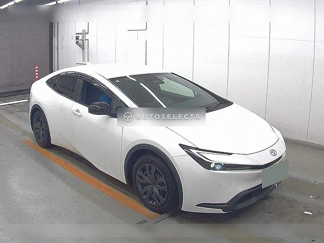Toyota Prius 2023, auction grade 4.5
