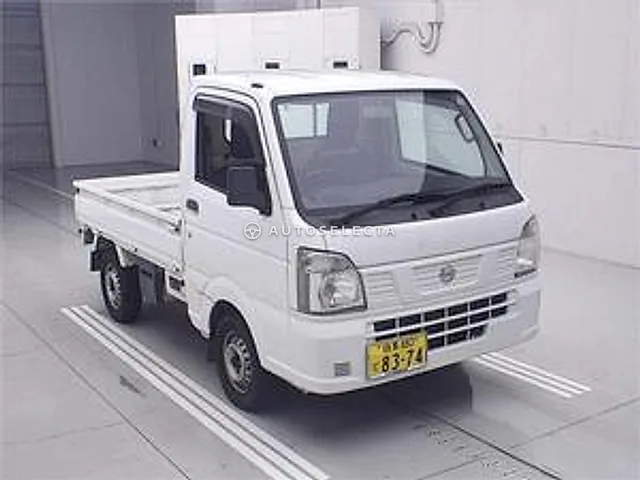 Nissan NT100 Clipper 2015, auction grade 3.5