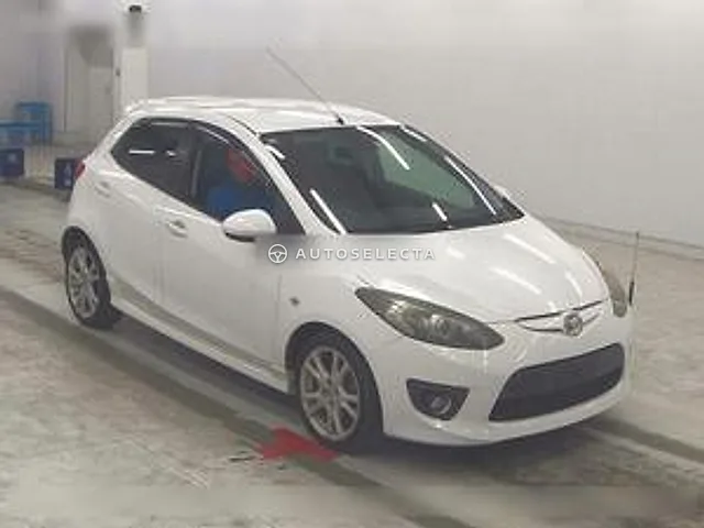 Mazda Demio 2008, auction grade 4