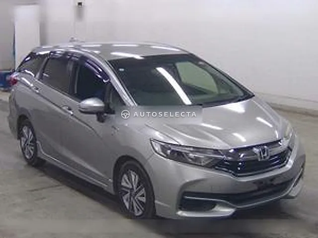 Honda Shuttle 2017, auction grade 4