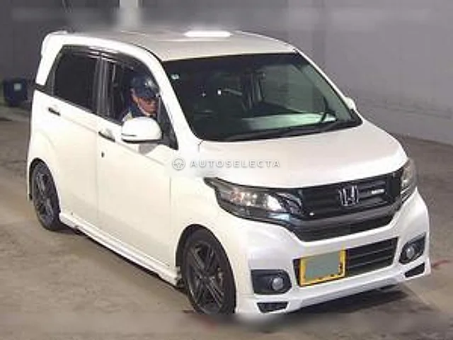 Honda N-WGN Custom 2015, auction grade 4