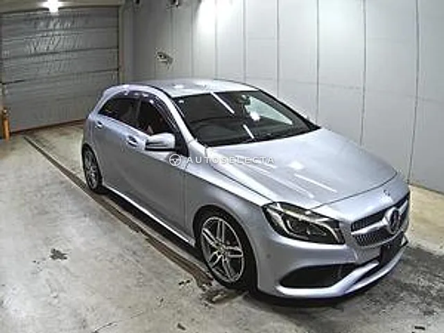 Mercedes-Benz A-Class 2016, auction grade 4