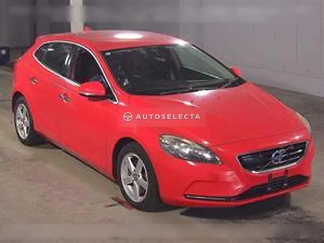 Volvo V40 2013, auction grade 3.5