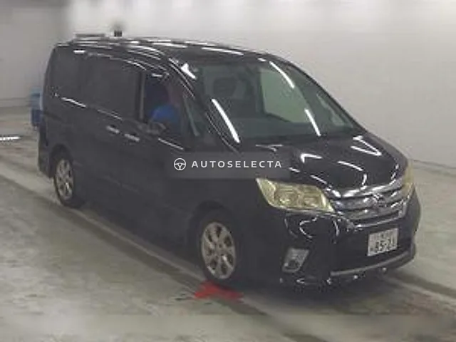Nissan Serena 2011, auction grade 4