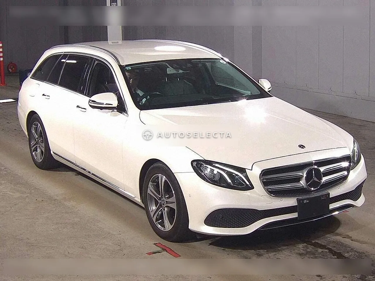 Mercedes-Benz E-Class Station Wagon 2017, photo 1 of 1