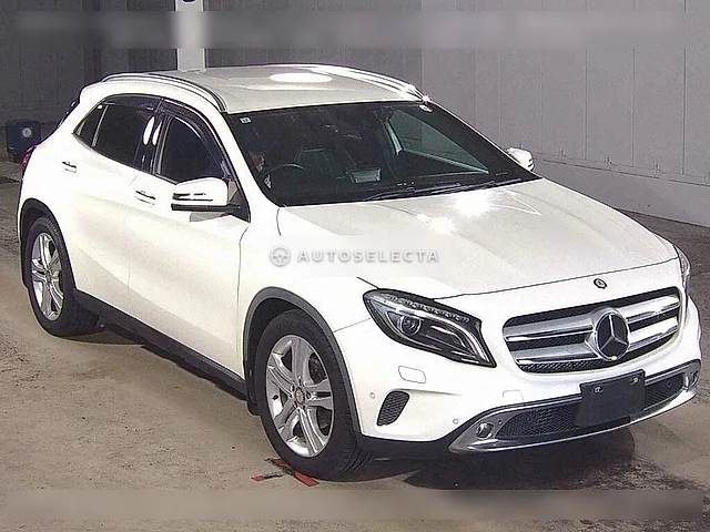 Mercedes-Benz GLA-Class 2015, auction grade 4.5