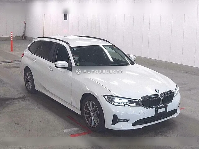 BMW 3 Series 2021, auction grade 4.5