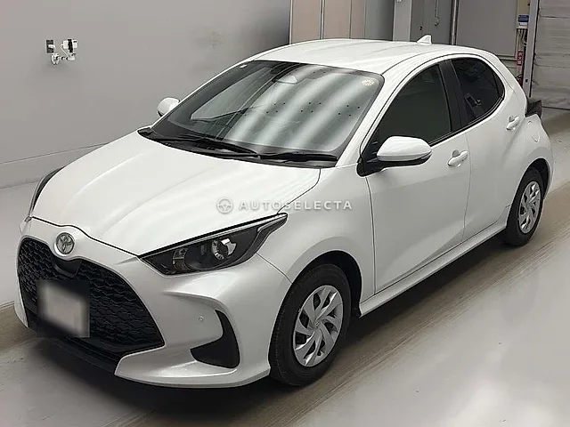 Toyota Yaris 2025, auction grade 5